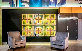 Rydges Perth Kings Square